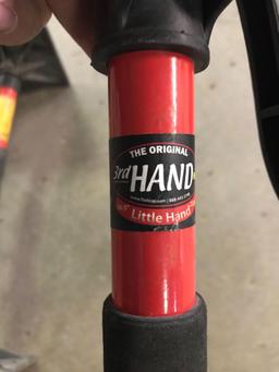 3rd hand load support
