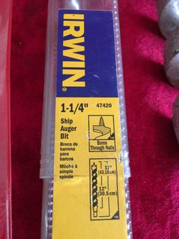 Milwaukee 1-1/4 X 18 , 1/2 Shank -15 Twist, DeWalt 1-1/4 ship Auger Bit