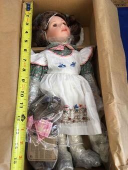The Boyds Collection Doll, The Yesterday?s Child Doll Collection #4952 "Sidney"