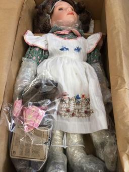 The Boyds Collection Doll, The Yesterday?s Child Doll Collection #4952 "Sidney"