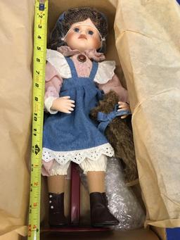 The Boyds Collection Doll, The Yesterday?s Child Doll Collection #4903 "Laura"