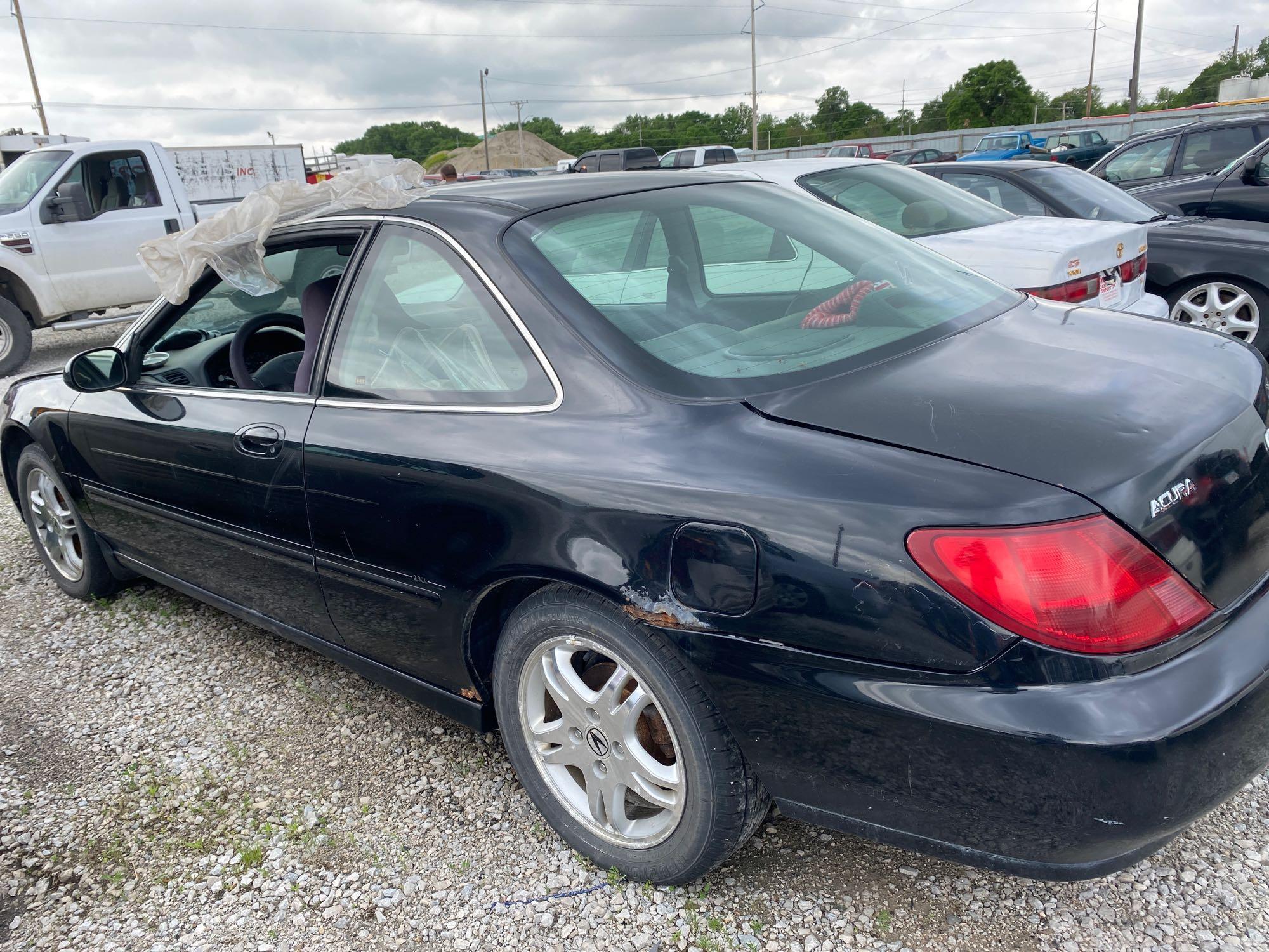 E07 1998 Acura CL 19UYA3151WL004997 Police