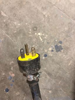 Heavy duty extension cord