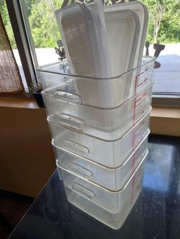 Rubbermaid storage containers with lid (5)