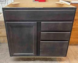 Vanity Cabinet 21?X36?