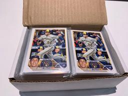 2023 Topps series 1 Team sets