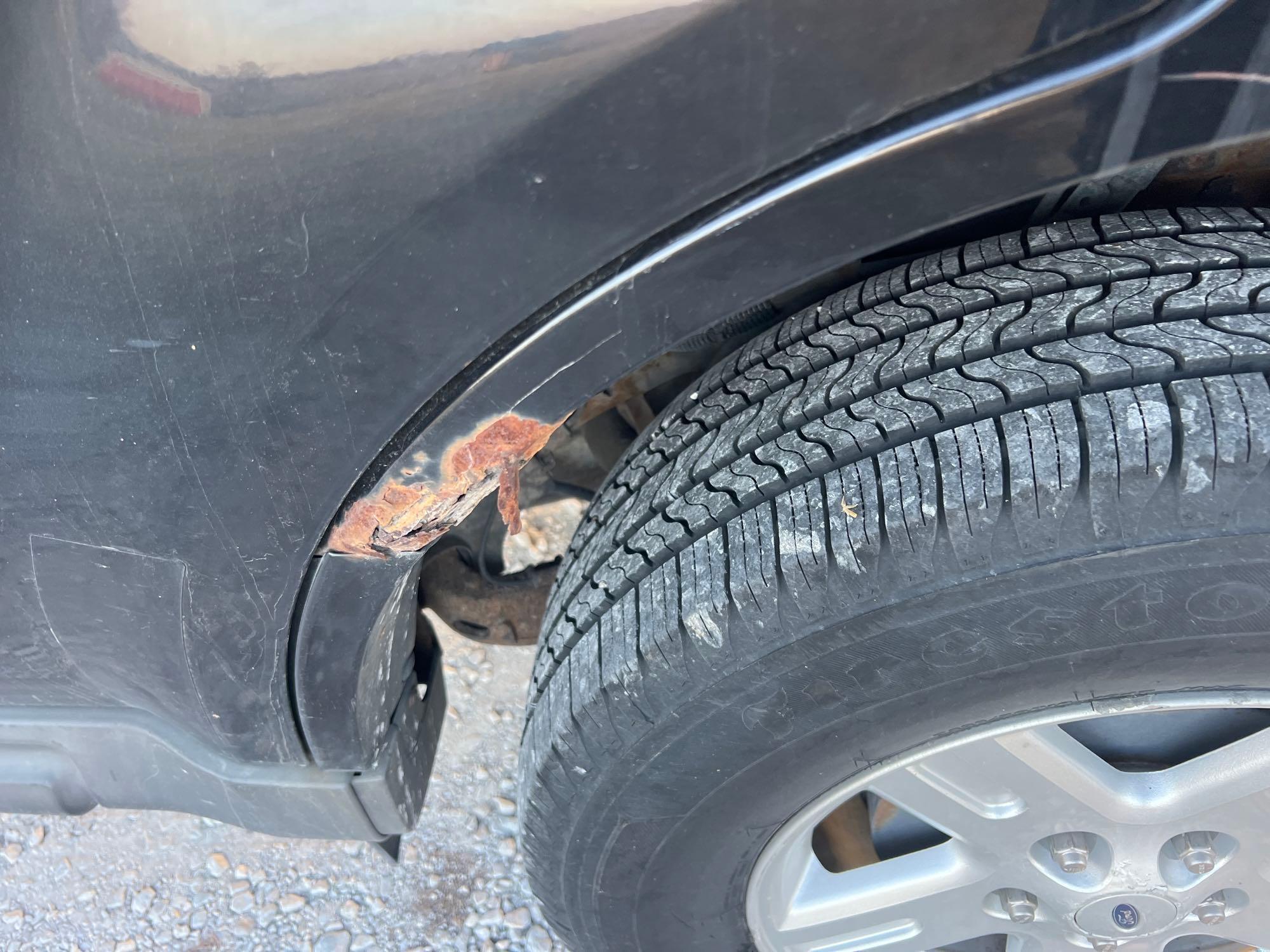 99921-2009 Ford Escape Hybrid 132k Miles Runs and Drives