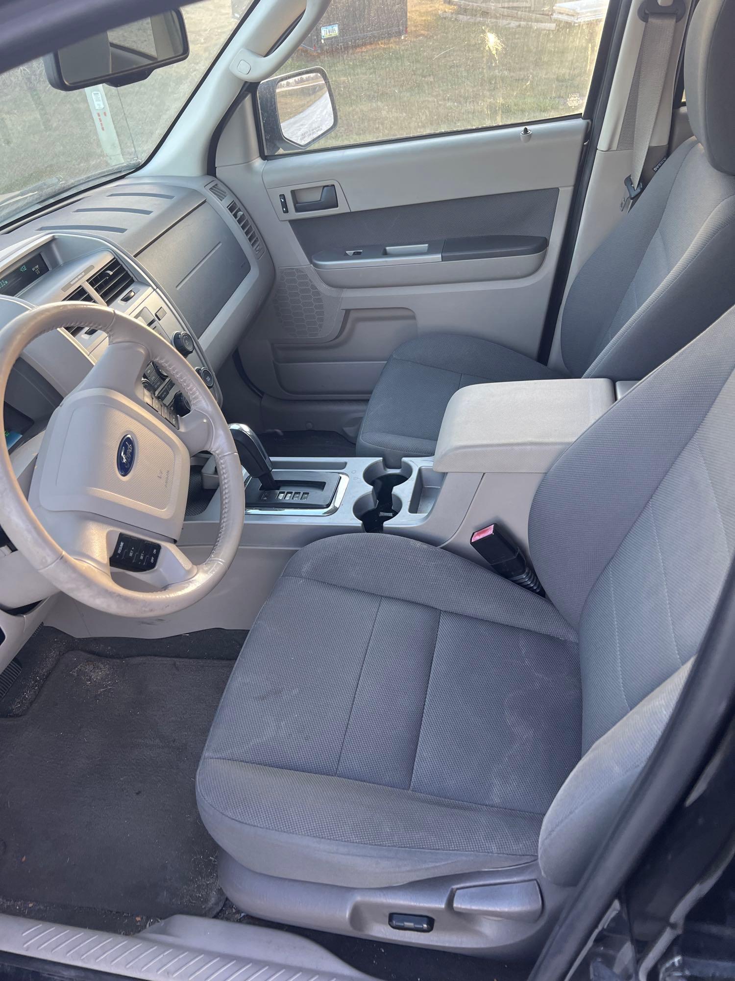 99921-2009 Ford Escape Hybrid 132k Miles Runs and Drives
