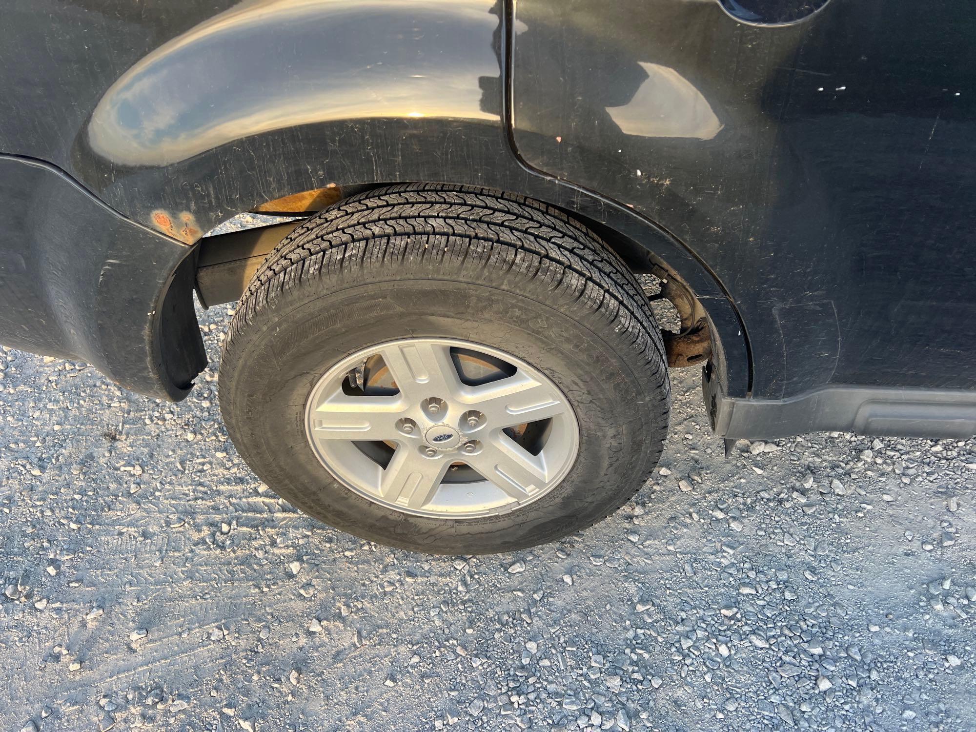 99921-2009 Ford Escape Hybrid 132k Miles Runs and Drives