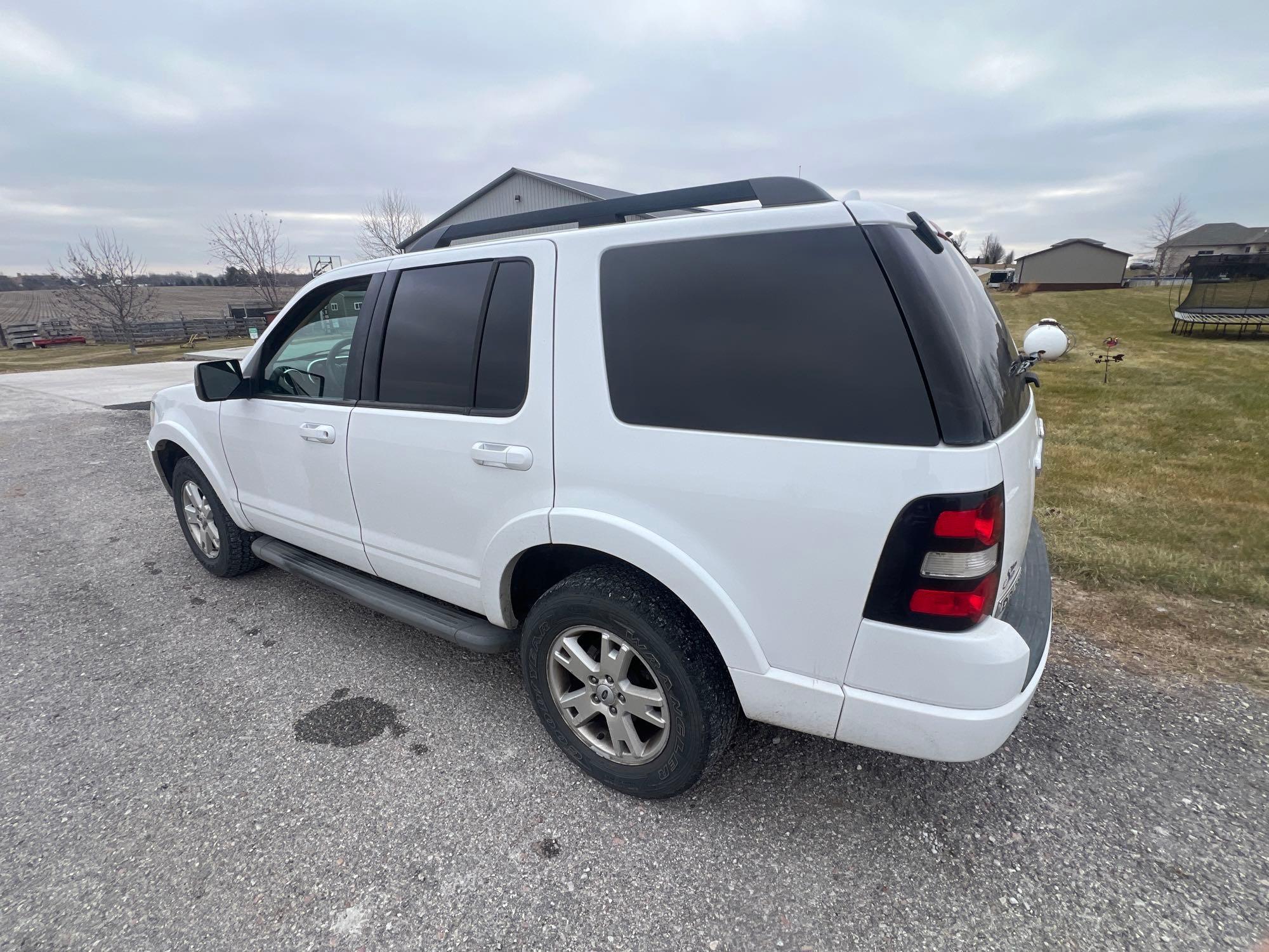 47434-2010 Ford Explorer XLT 4x4 129xxx miles run and drives