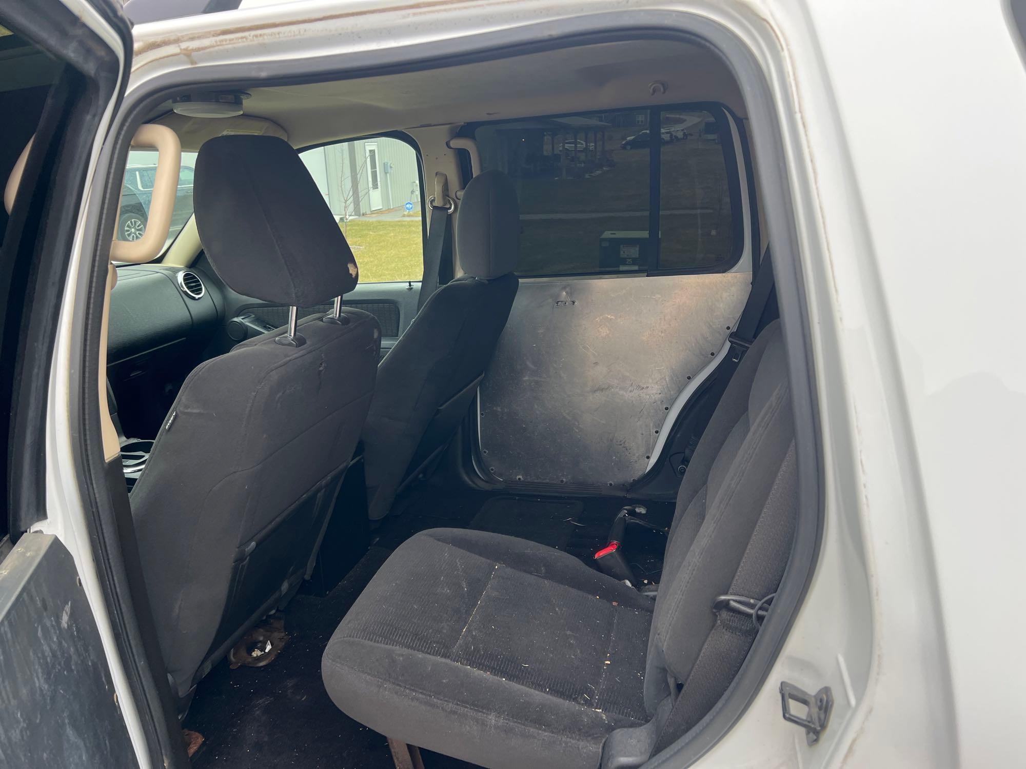 47434-2010 Ford Explorer XLT 4x4 129xxx miles run and drives