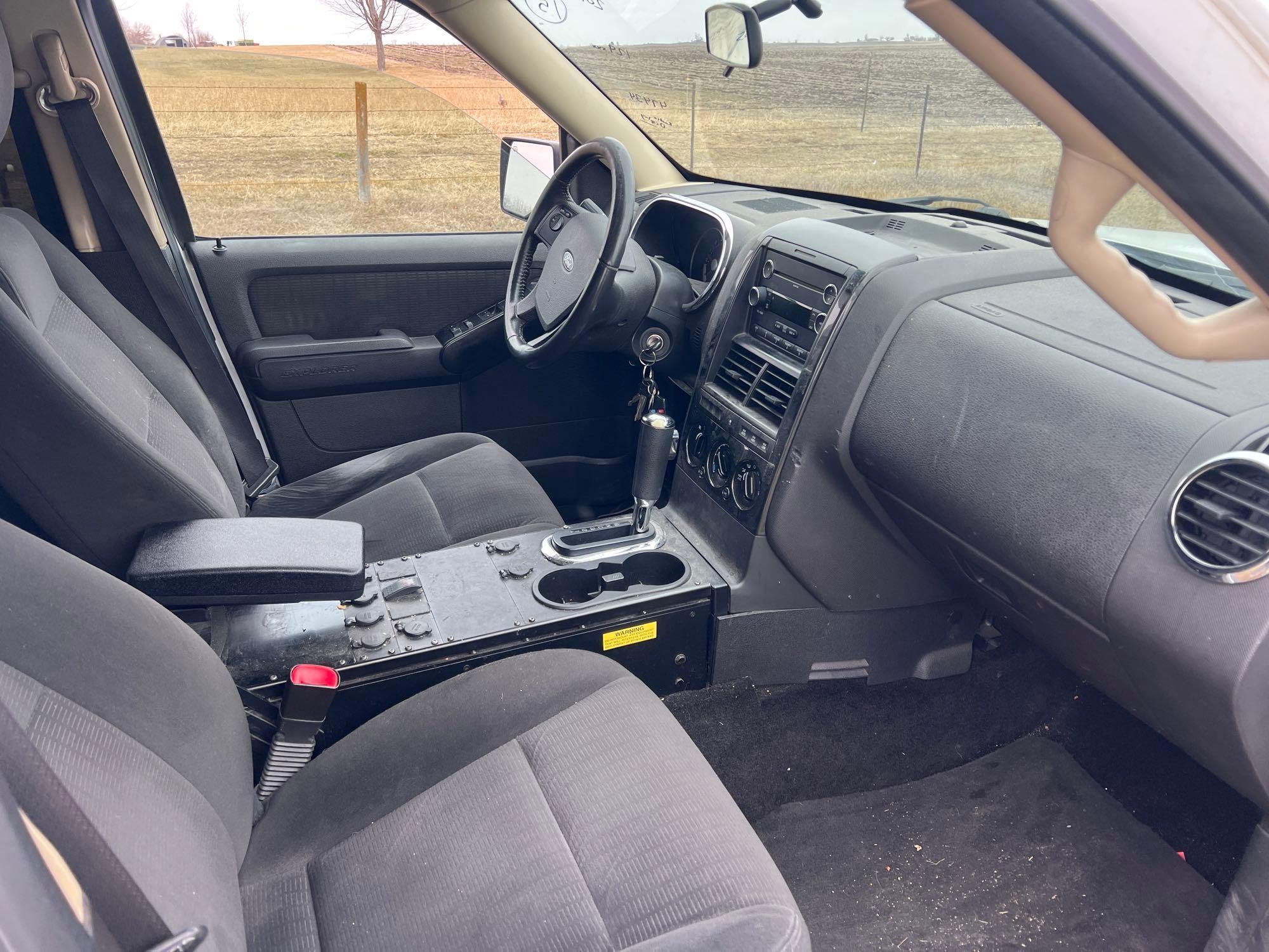 47434-2010 Ford Explorer XLT 4x4 129xxx miles run and drives