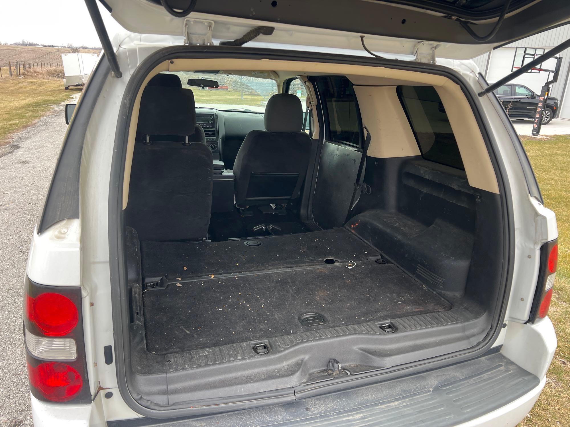 47434-2010 Ford Explorer XLT 4x4 129xxx miles run and drives