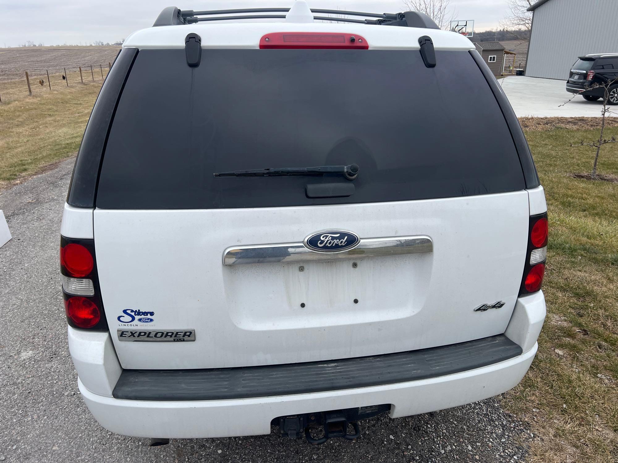 47434-2010 Ford Explorer XLT 4x4 129xxx miles run and drives