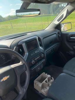 LOW MILES-2020 Chevy Silverado Reg WT 2wd 4.3 eco tech v6 31,000 mile s