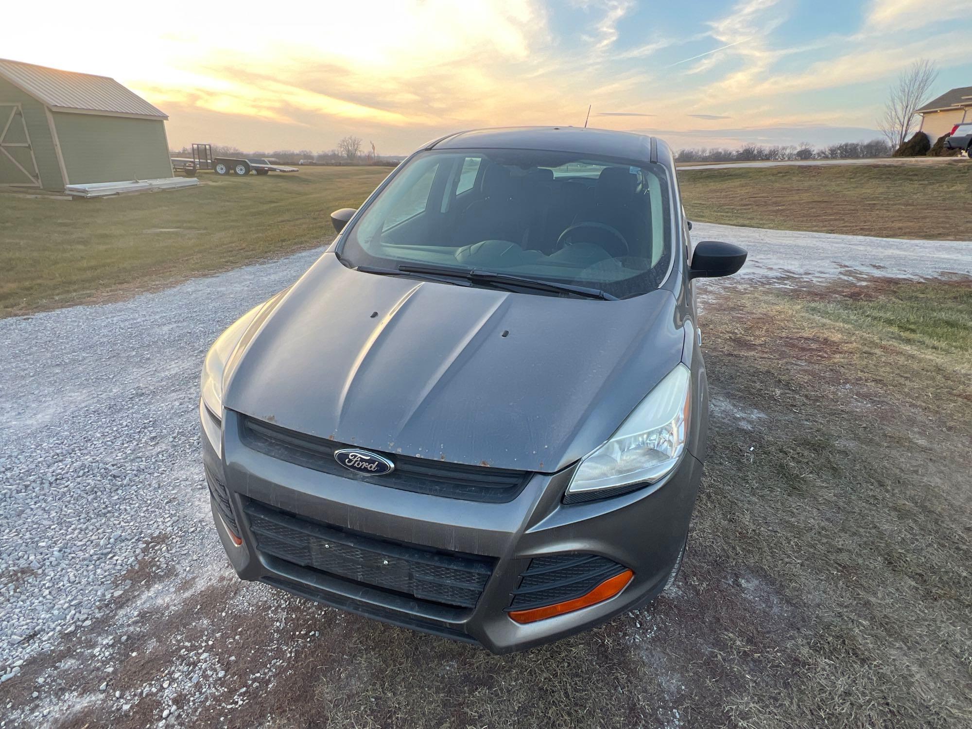 24773-2013 Ford Escape 142k miles runs and drives