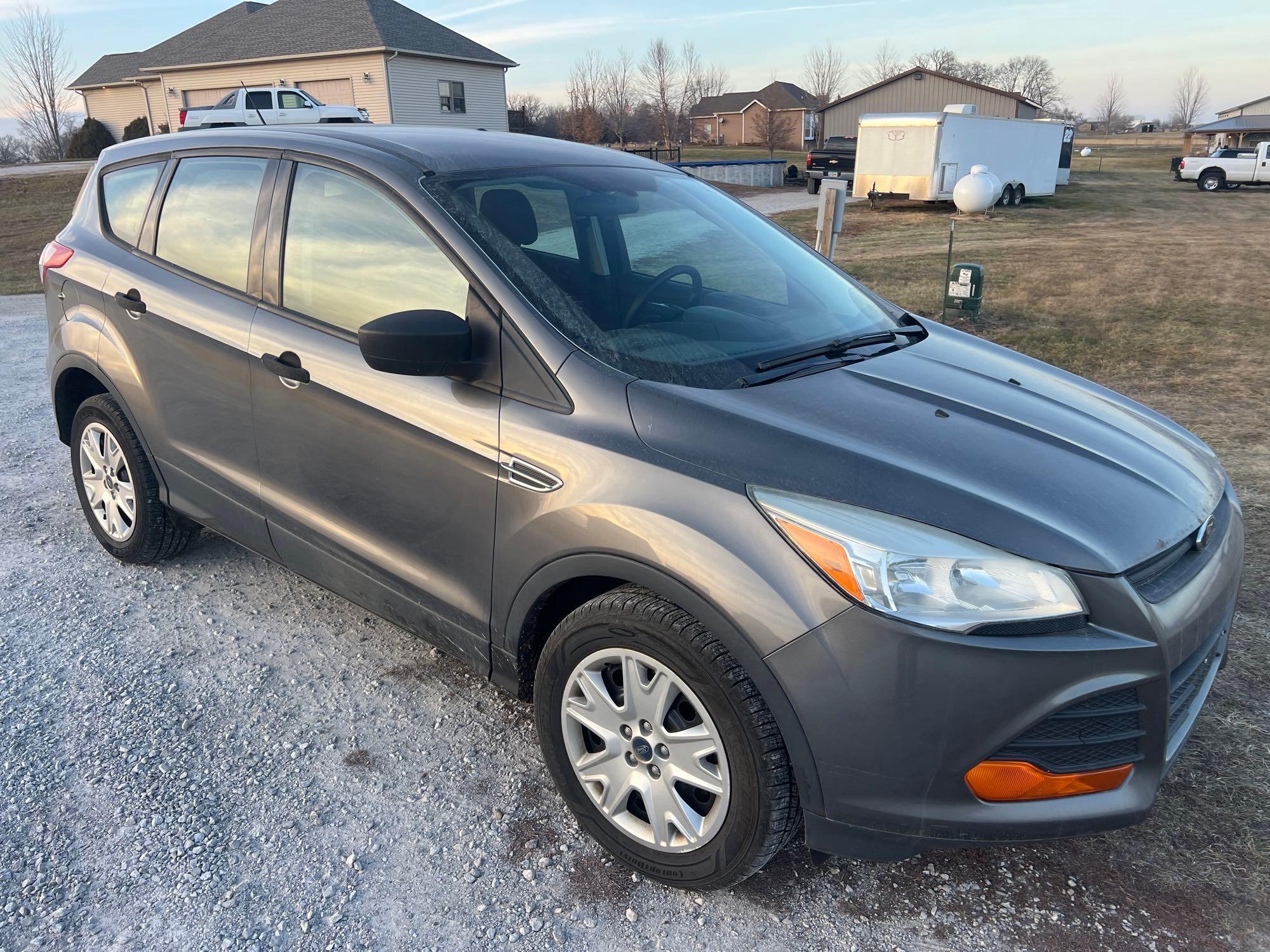 24773-2013 Ford Escape 142k miles runs and drives