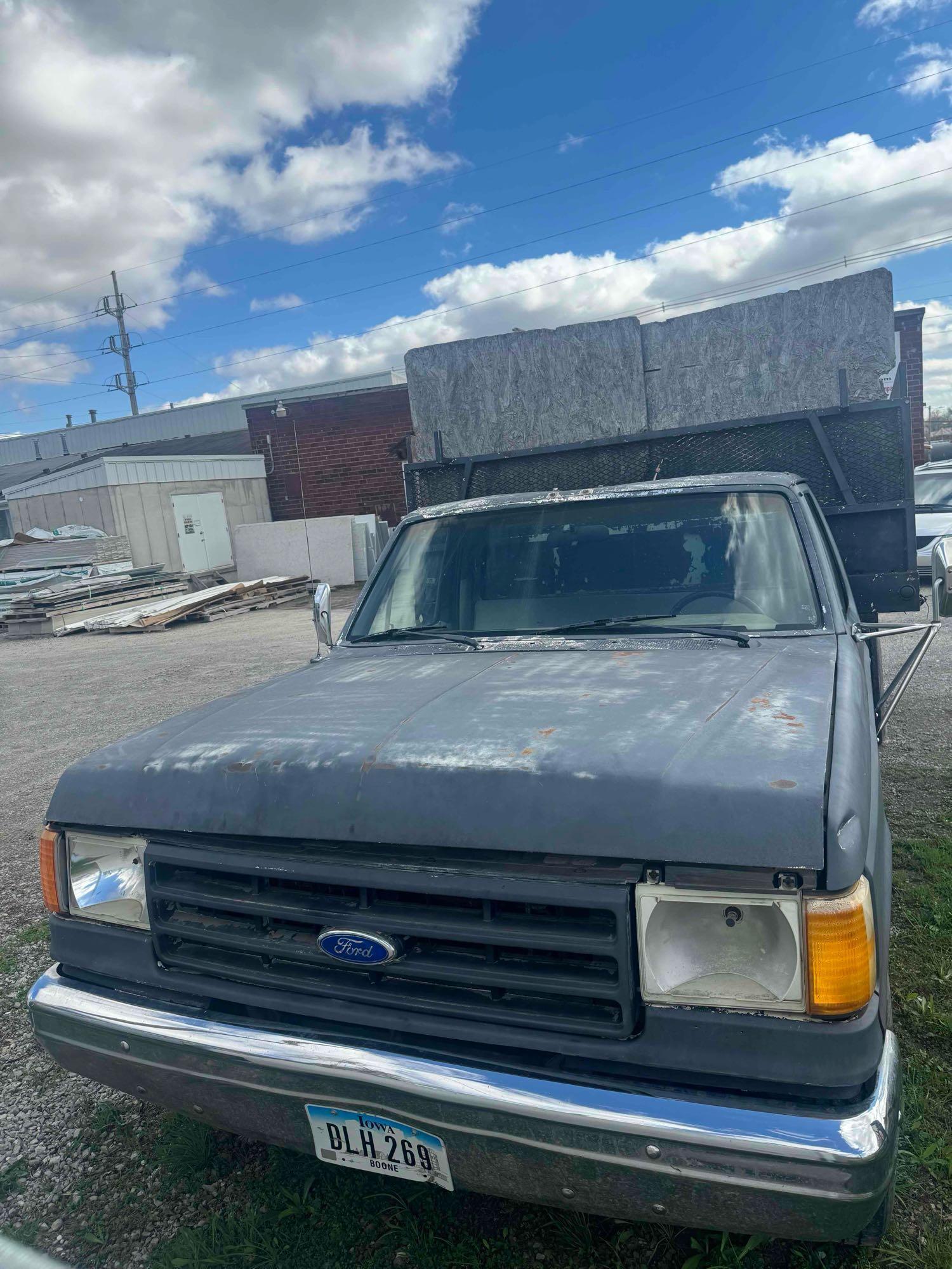 1989 Ford, F250 dually dump truck with V8 manual runs and drives