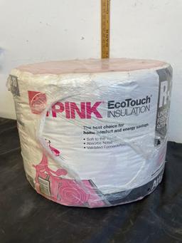 Pink Roll Insulation new