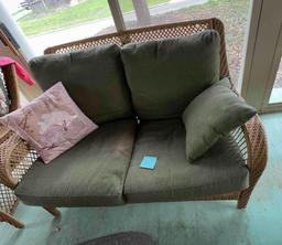 WICKER LIKE LOVE SEAT WITH CUSHIONS