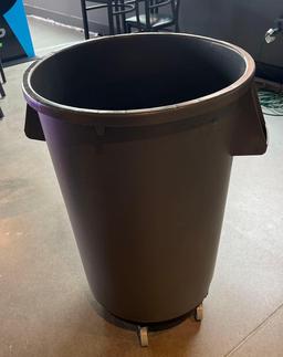44 Gallon culinary essentials Trash can with removable wheelbase