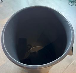 44 Gallon culinary essentials Trash can with removable wheelbase
