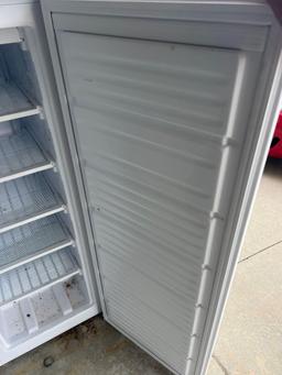 Magic Chef 5.8 CU FT upright freezer purchased in 2020