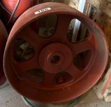 LARGE PULLEY 22"