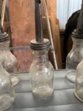 vintage Brookins 1-quart glass oil bottle filler