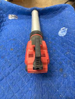 Milwaukee 12volt caulk and adhesive gun