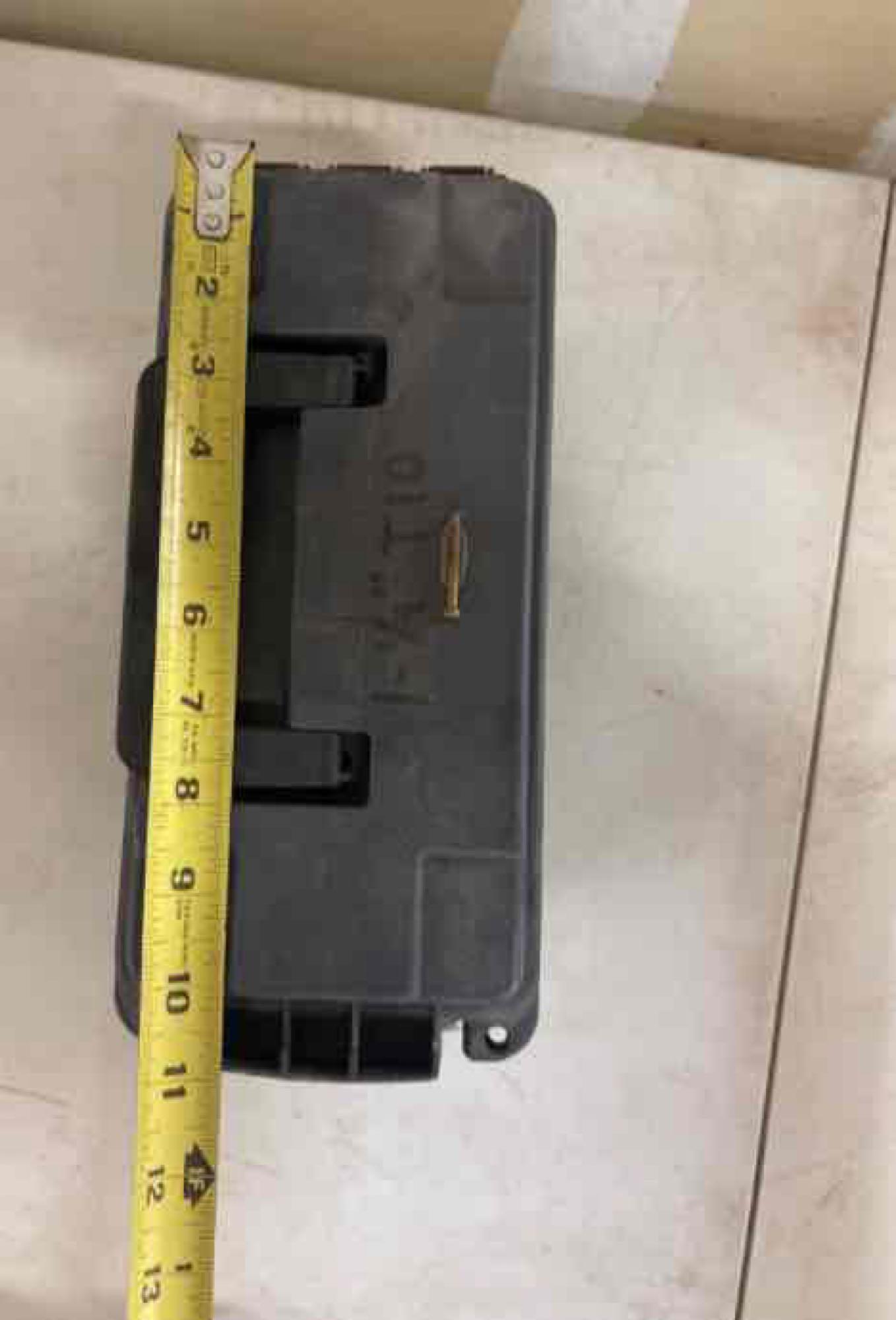 5 storage boxes with fasteners