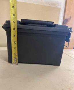 5 storage boxes with fasteners