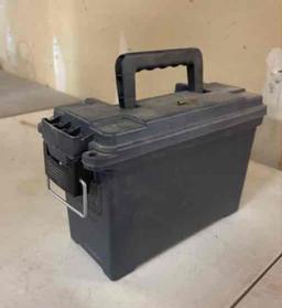 5 storage boxes with fasteners
