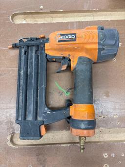 Ridgid 18gauge Brad nailer