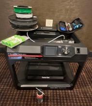 MakerBot Replicator model PABH65 3D printer complete nice!