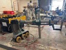 Delta model 34-985 stock feeder