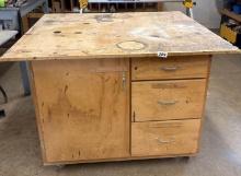 Tool cabinet with wheels 42x48