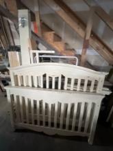 Francais Lifestyle Crib
