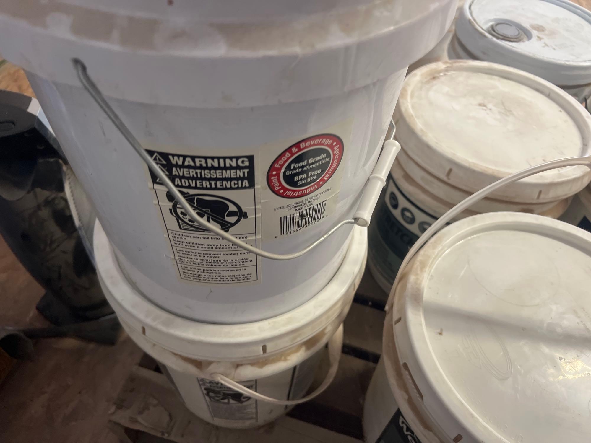 Log Jam - Chinking, plus cleaner various qualities in buckets