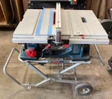 Bosch GTA47W Job site table saw
