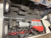 Bauer 35 pound pro demolition hammer kit