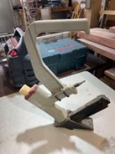 Wood floor nail gun - Central pneumatic