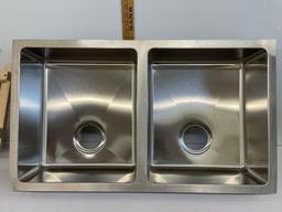 31 1/4x18x6 double sink new