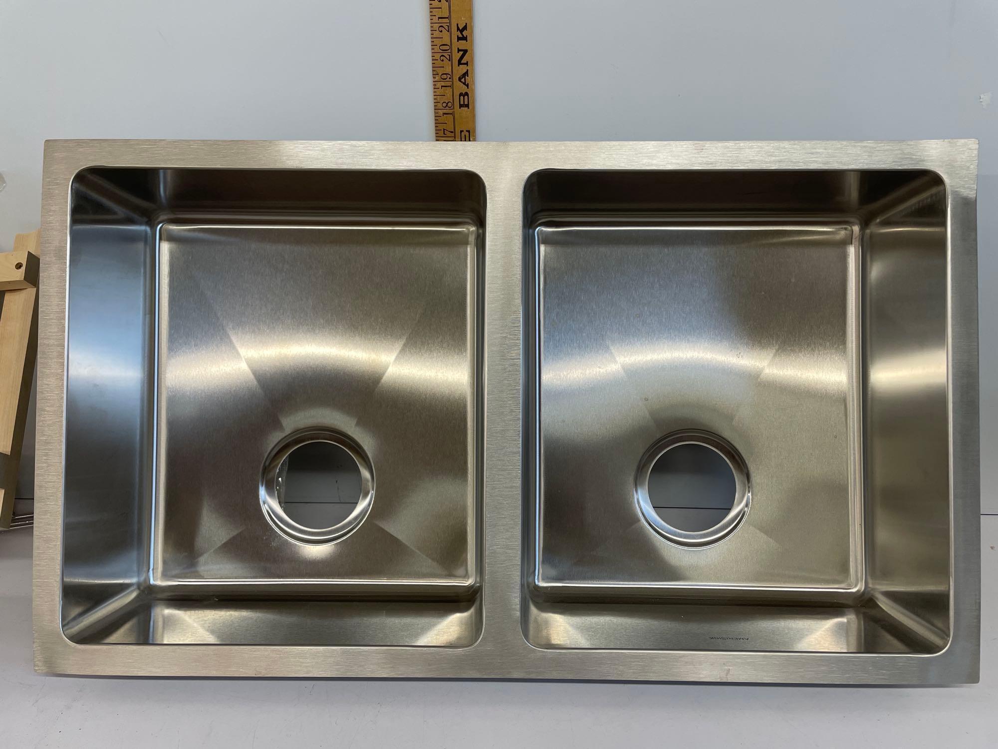 31 1/4x18x6 double sink new