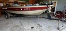 1999 Bass Tracker Pro Angler V16 fishing boat with 40 horse motor and all equipment included see
