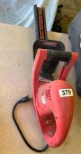 Electric hedge trimmer
