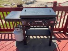 Char-griller flat top grill with tank and cover never used