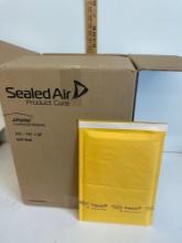 cushioned Mailers self seal