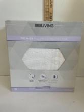Premier Mattress protector cal king new