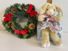 Lighted vehicle wreath and rabbit toy